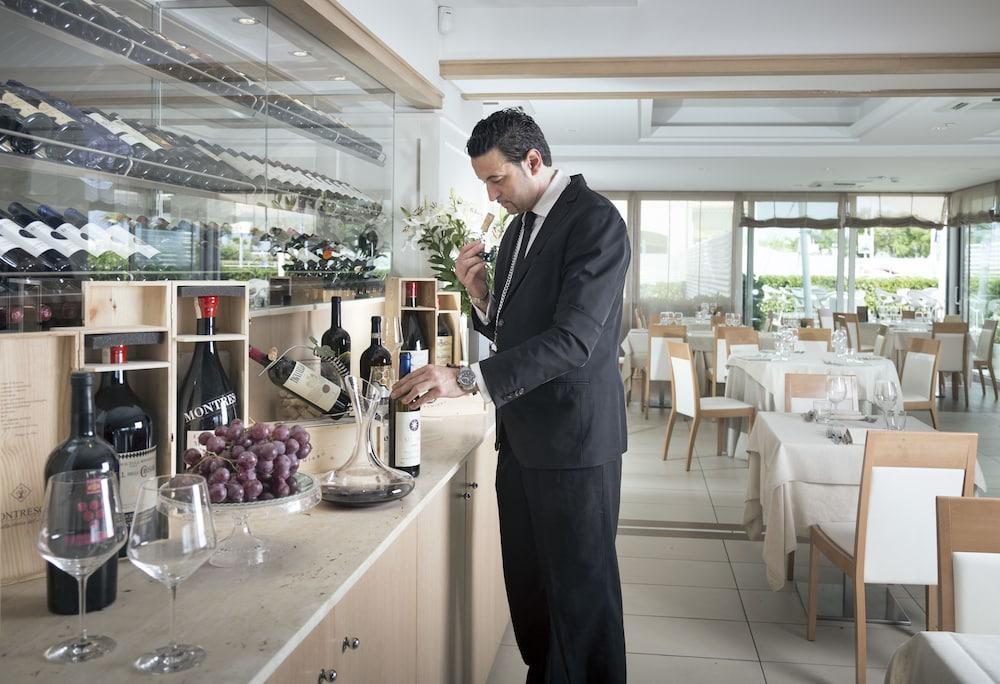 Ambasciatori Luxury Resort Риччоне Экстерьер фото